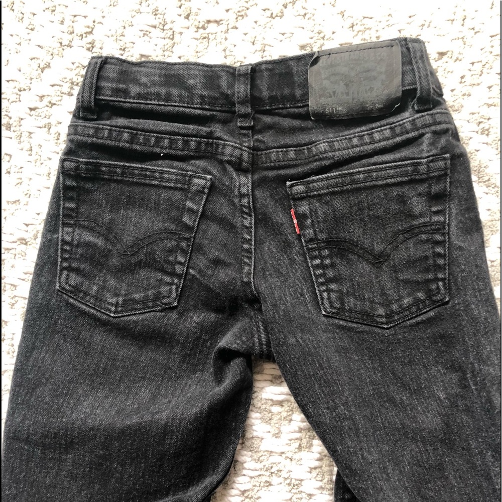 EUC Size 7 Levi’s 511 Slim Black Jeans